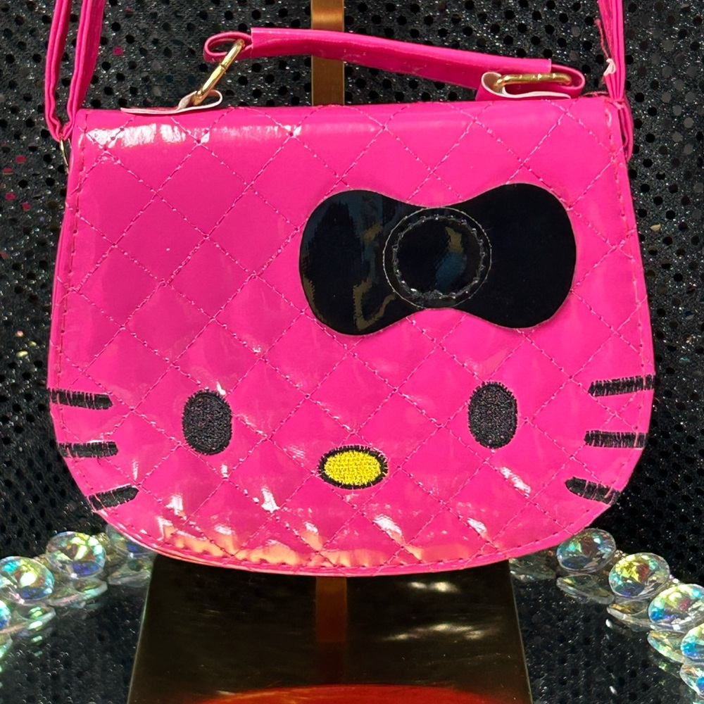 Hello Kitty Hot Pink Quilted Crossbody Purse Approx. 7 x 5.5 x 2